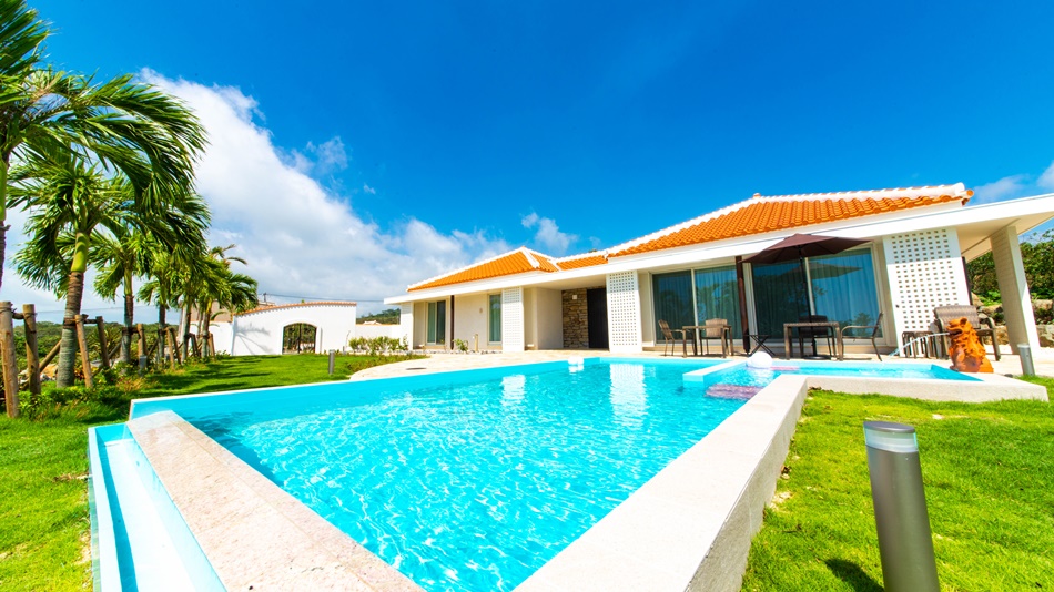 写真:プール付き一軒家のヴィラ 石垣島ザミヤラガーデン