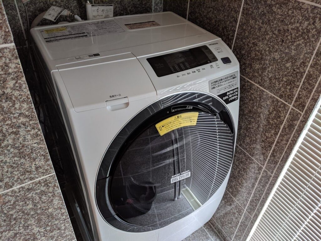 石垣島ザミヤラガーデンの洗濯乾燥機の写真