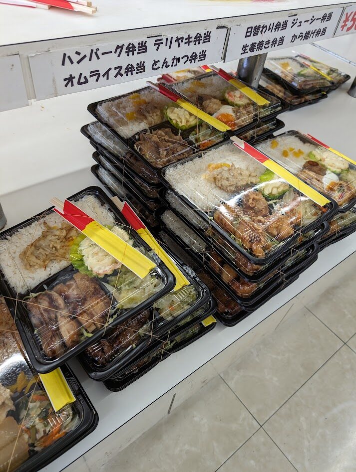 石垣島の充実したお弁当の種類